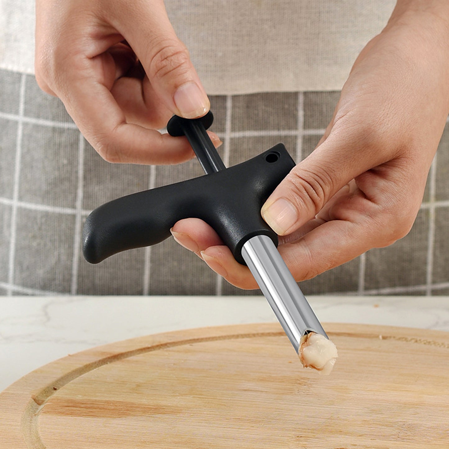Coconut Opener Tool With Ergonomic Handle (1 Pc)
